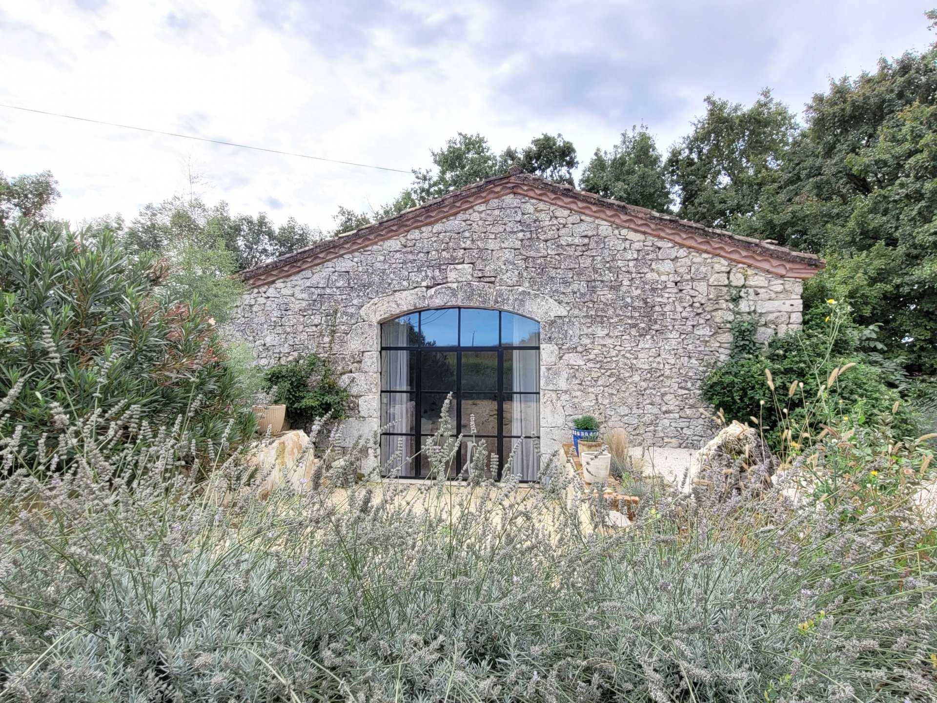 House in Beauville, Nouvelle-Aquitaine 10206155