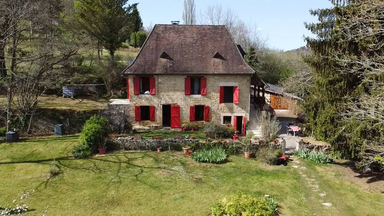 Rumah di Rouffignac-Saint-Cernin-de-Reilhac, Nouvelle-Aquitaine 10206193