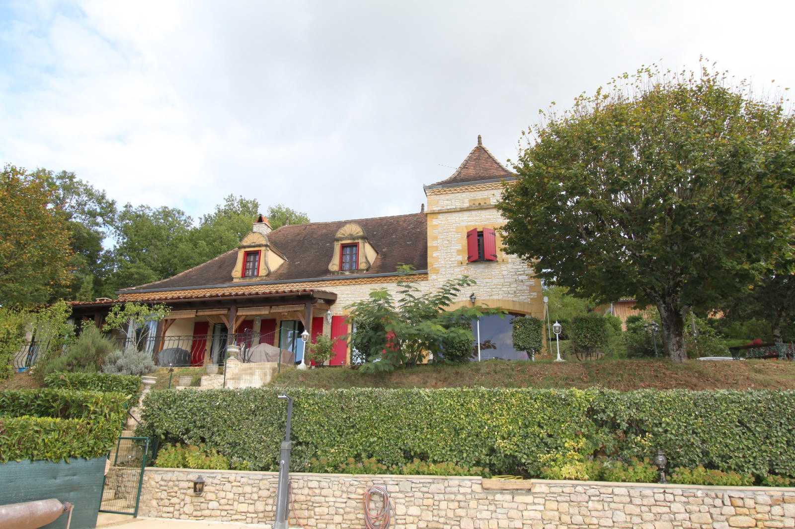 Hus i Gourdon, Occitanie 10206207