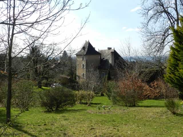 房子 在 Saint-Céré, Occitanie 10206244
