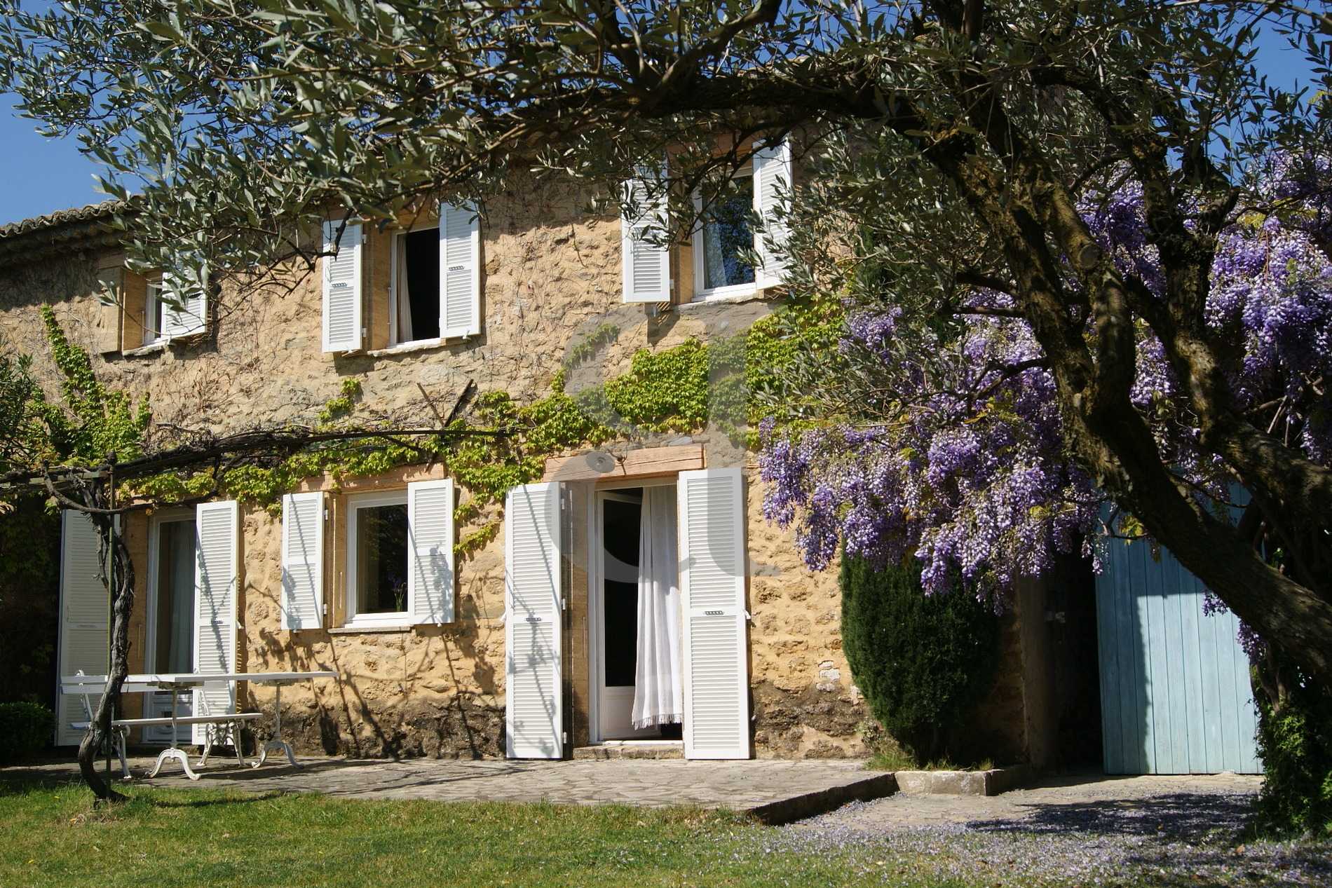House in Vaison-la-Romaine, Provence-Alpes-Cote d'Azur 10206330