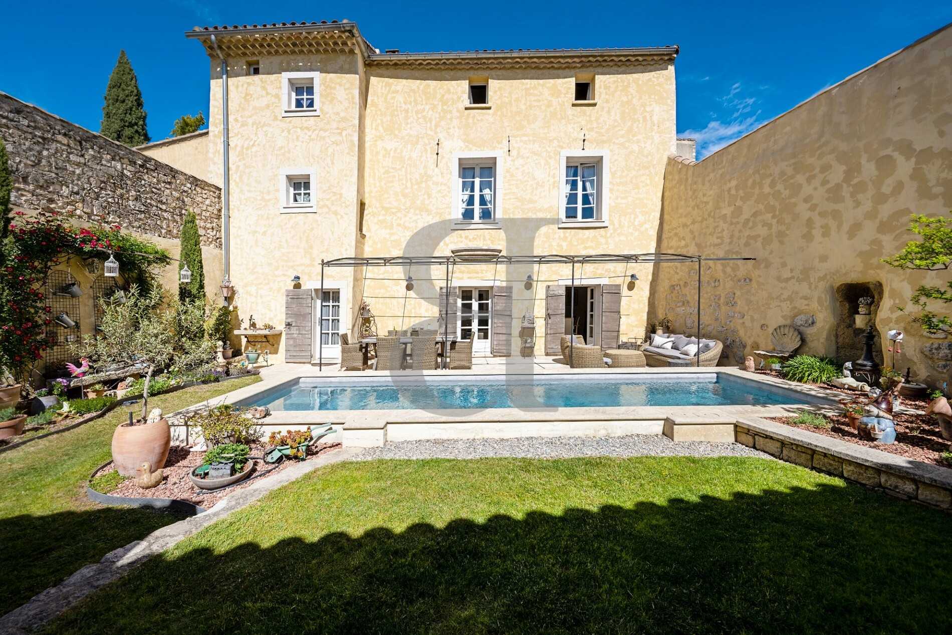 casa no Pernes-les-Fontaines, Provence-Alpes-Côte d'Azur 10206342