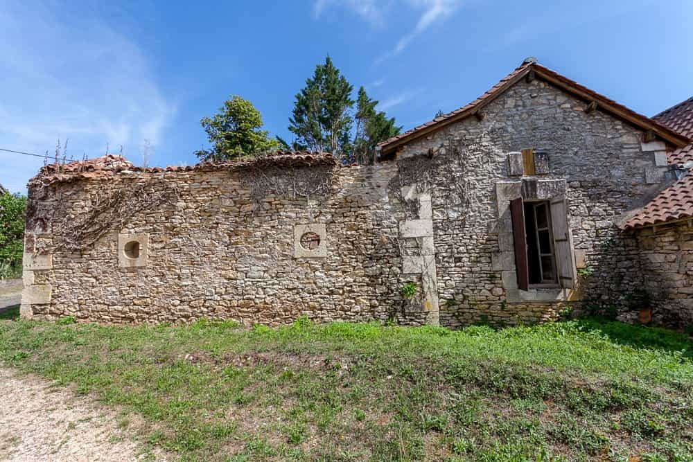 σπίτι σε Cubjac-Auvézère-Val d'Ans, Nouvelle-Aquitaine 10206379