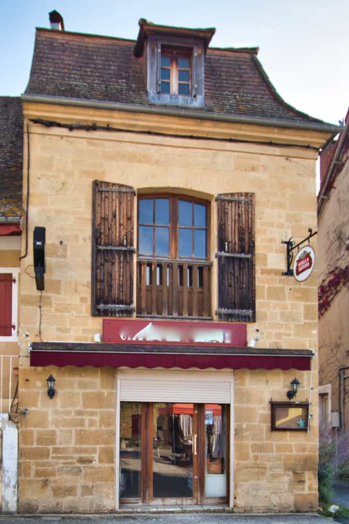 House in Saint-Cyprien, Nouvelle-Aquitaine 10206526