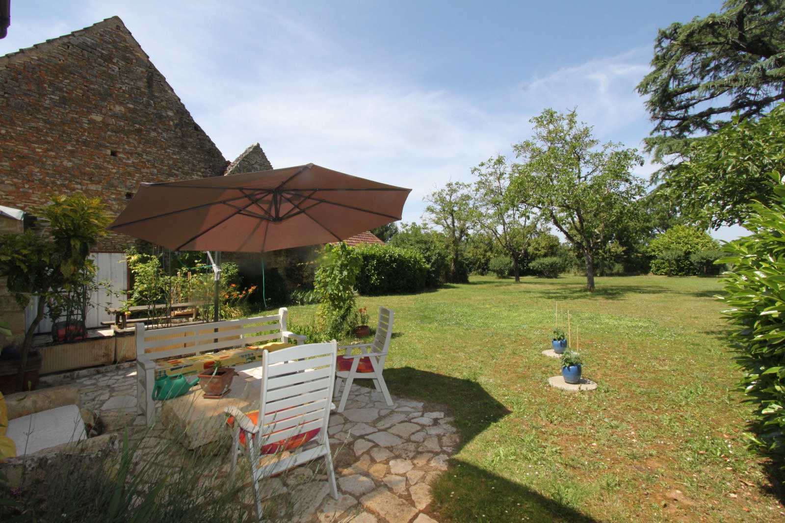 House in Vitrac, Nouvelle-Aquitaine 10206572