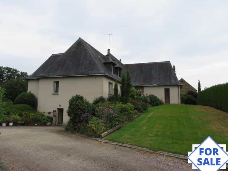 жилой дом в Pré-en-Pail-Saint-Samson, Pays de la Loire 10206878