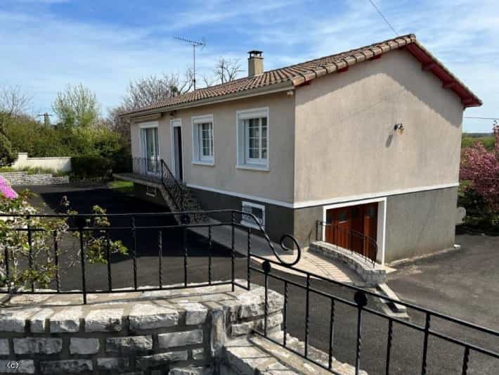 Rumah di Condac, Nouvelle-Aquitaine 10206917
