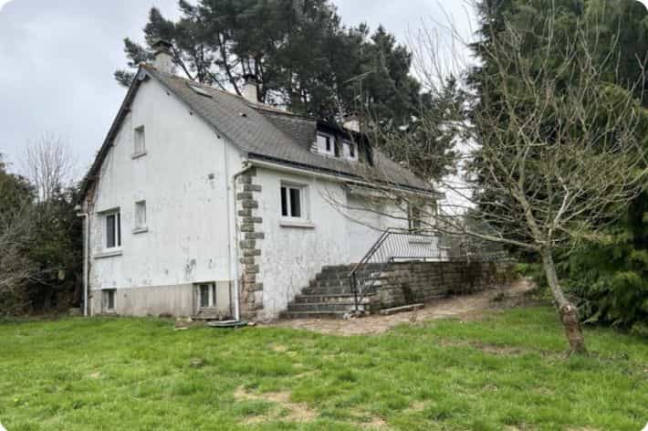 房子 在 Saint-Servant, Brittany 10206948