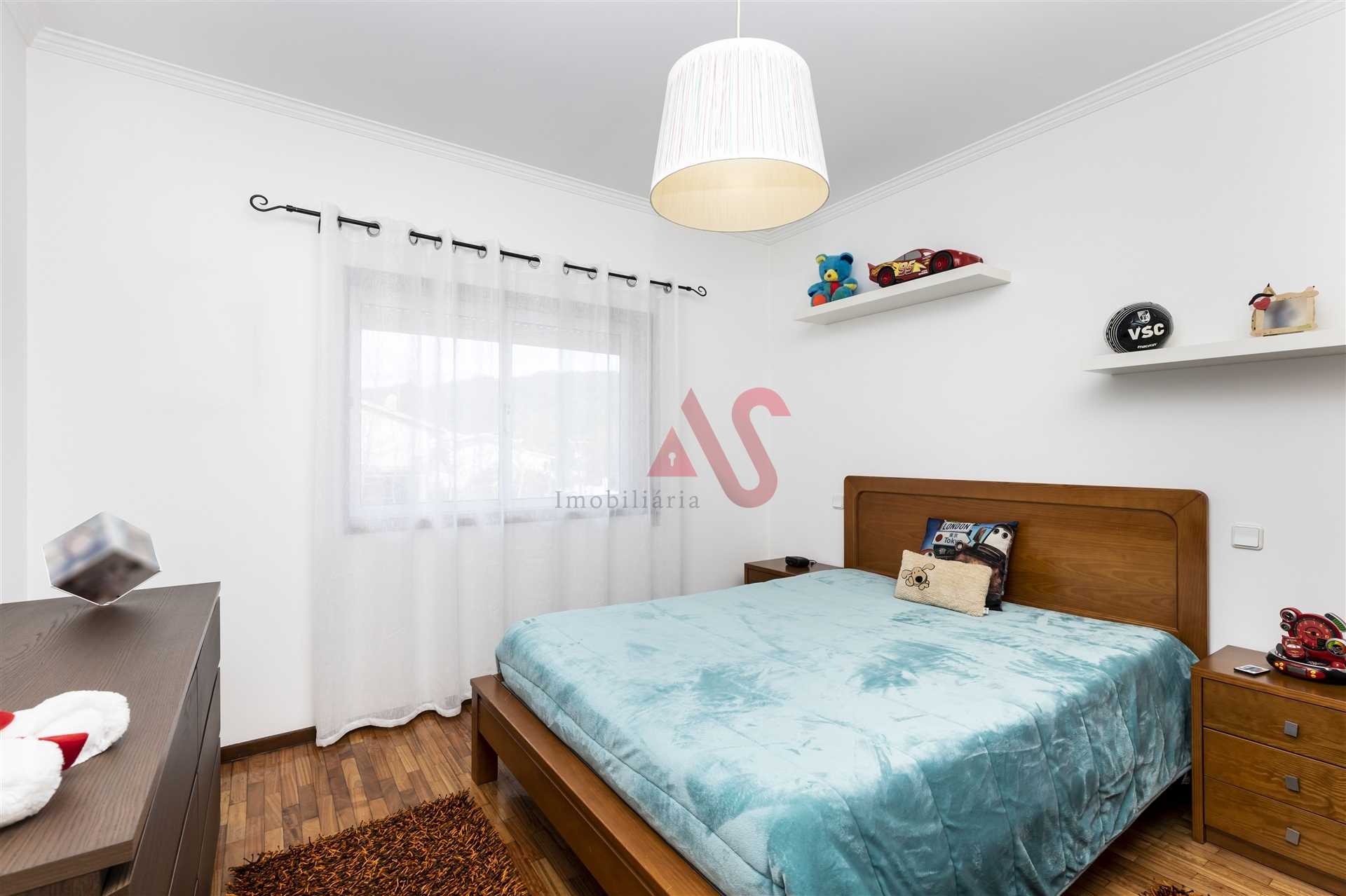 公寓 在 Guimaraes, Braga 10207172
