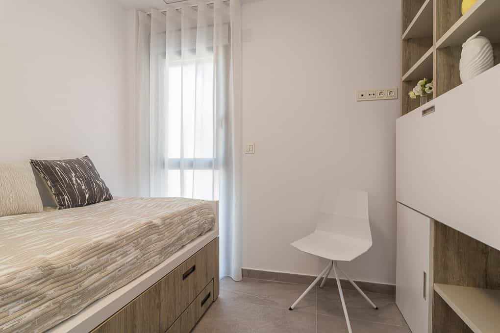 Condominium in Torrevieja, Comunidad Valenciana 10207269
