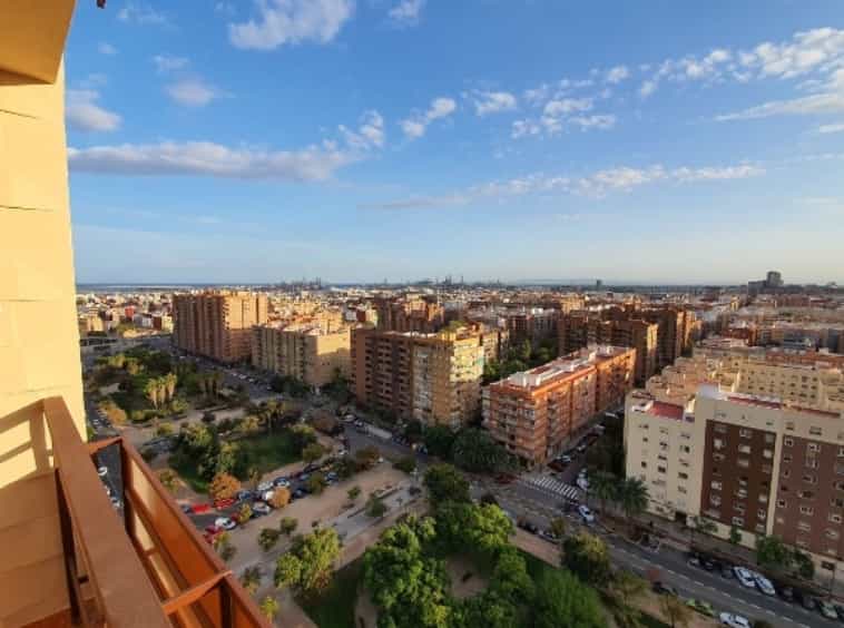 Eigentumswohnung im València, Comunitat Valenciana 10207619