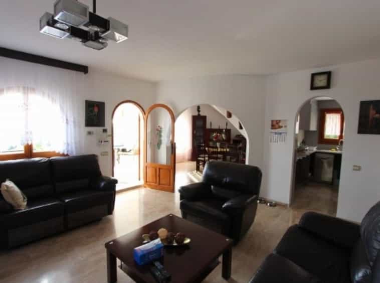 σπίτι σε Alcossebre, Valencian Community 10207670