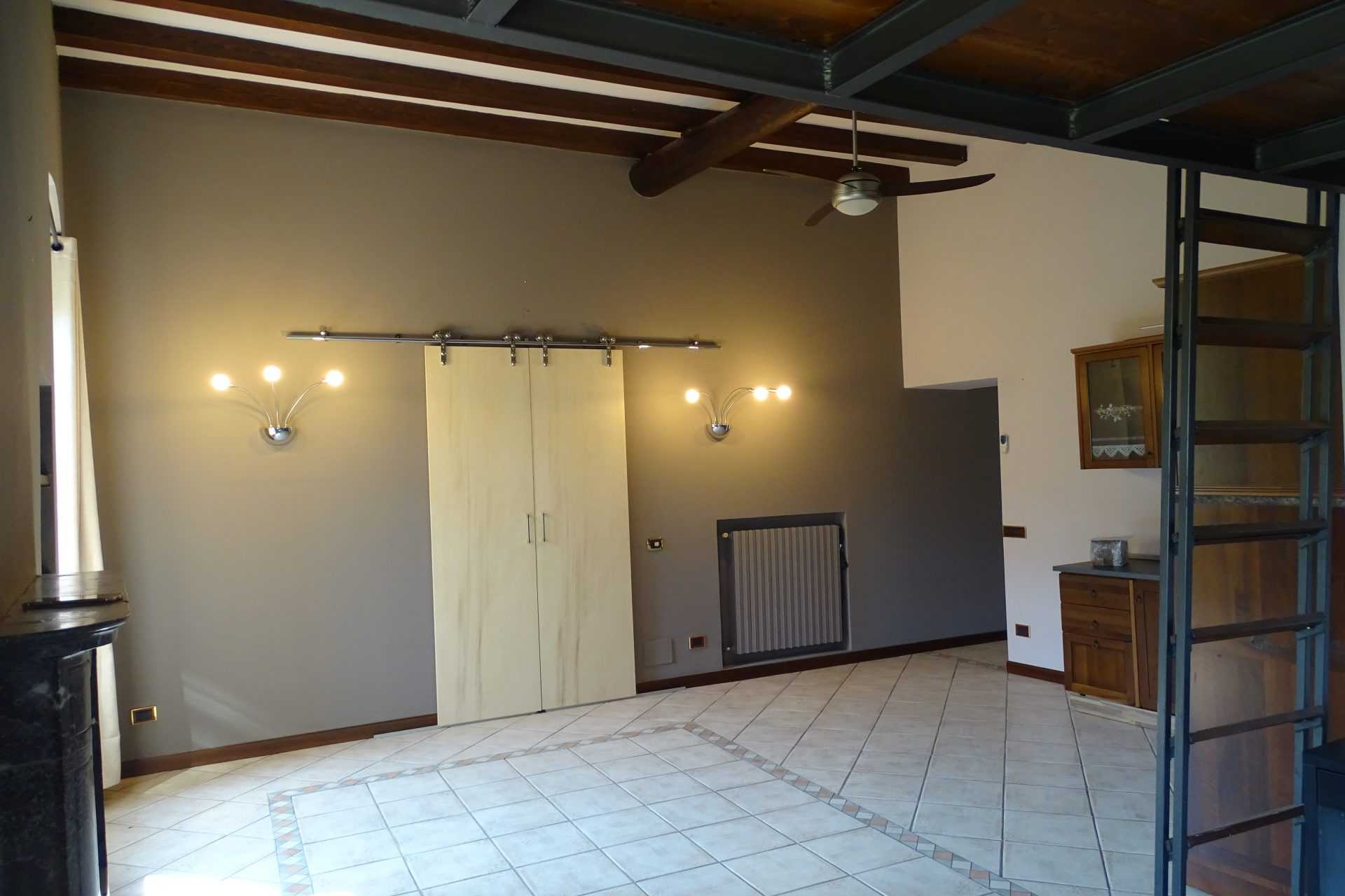 Condominio nel Borgo di Terzo, Lombardia 10207696