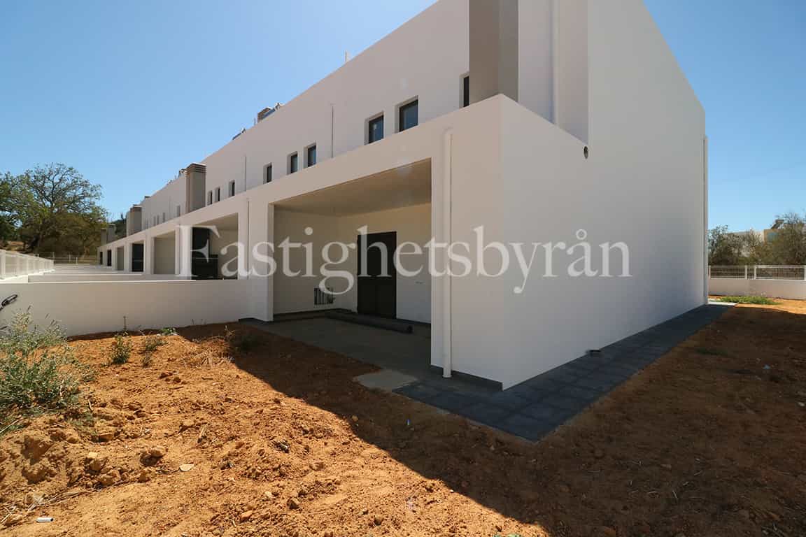 Condominium in Pêra, Faro District 10208010