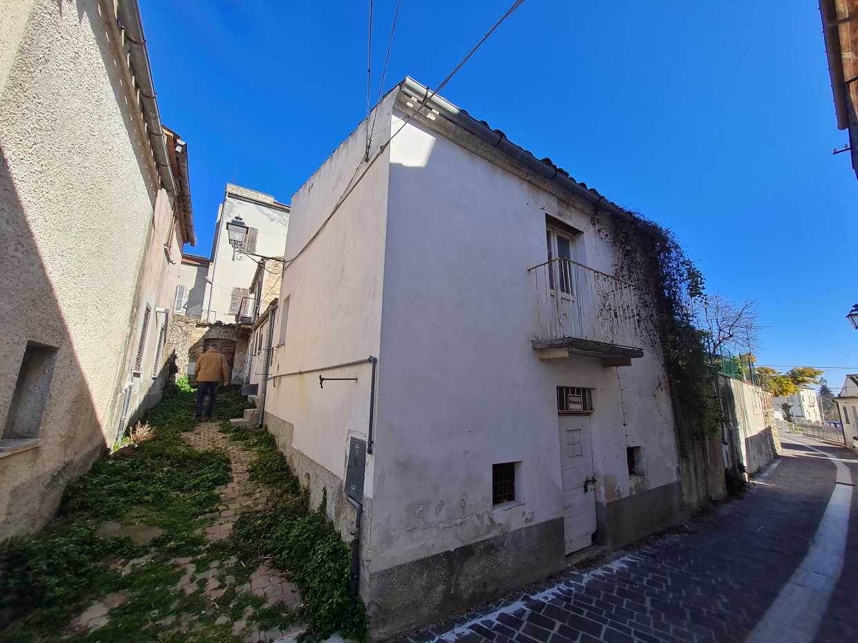 Hus i Catignano, Abruzzo 10208011