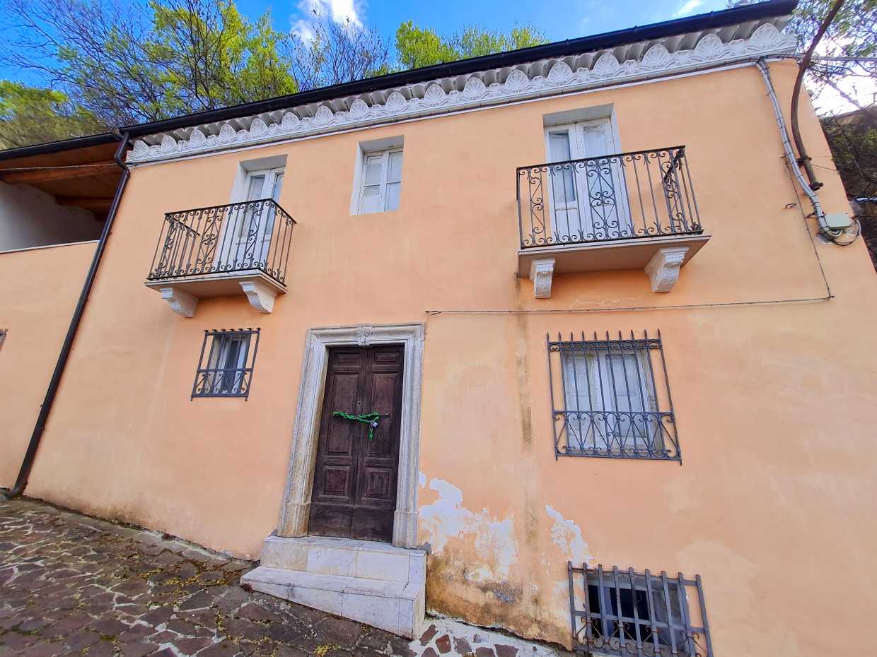 House in Raiano, Abruzzo 10208013