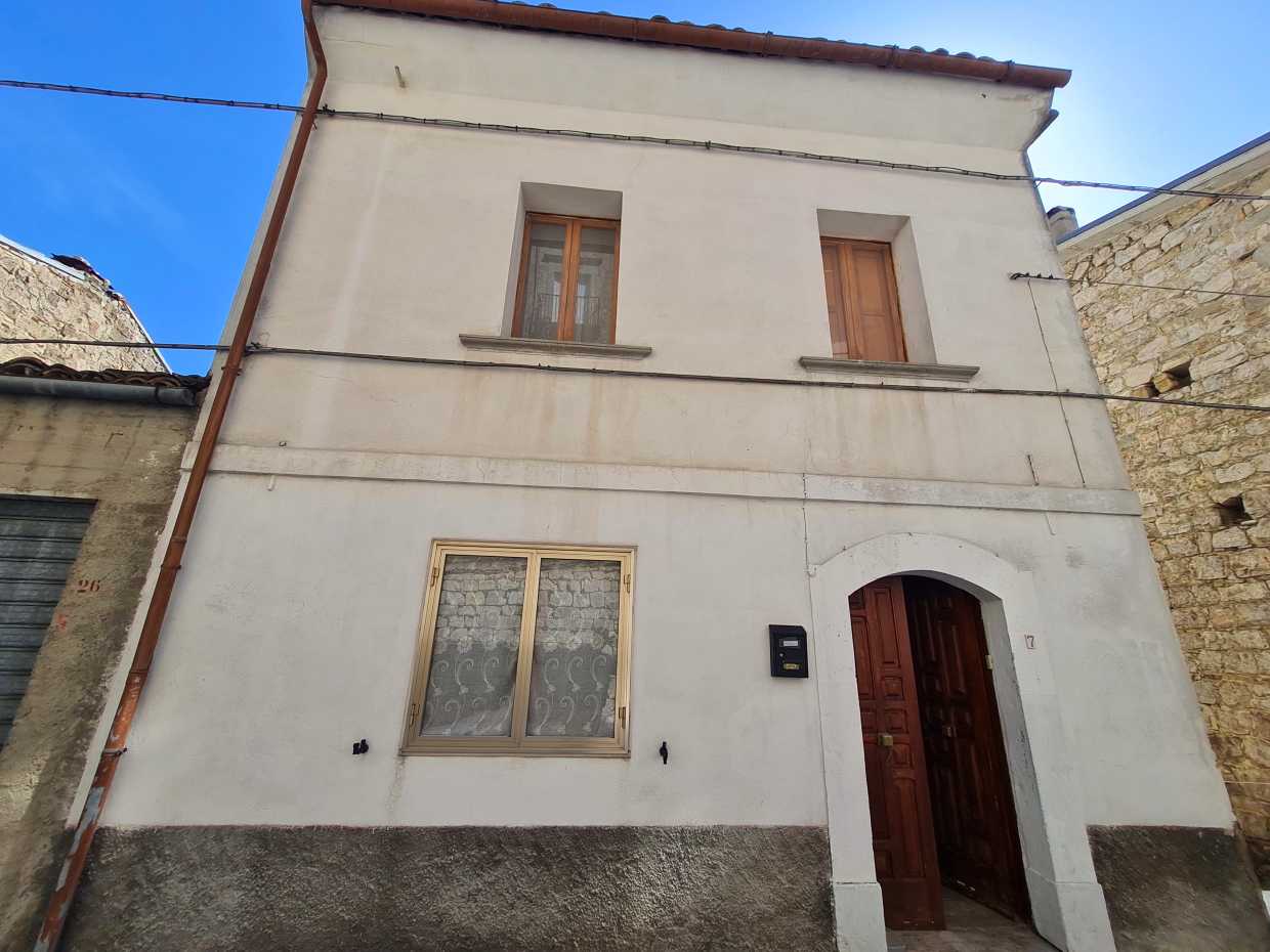 rumah dalam Montazzoli, Abruzzo 10208022