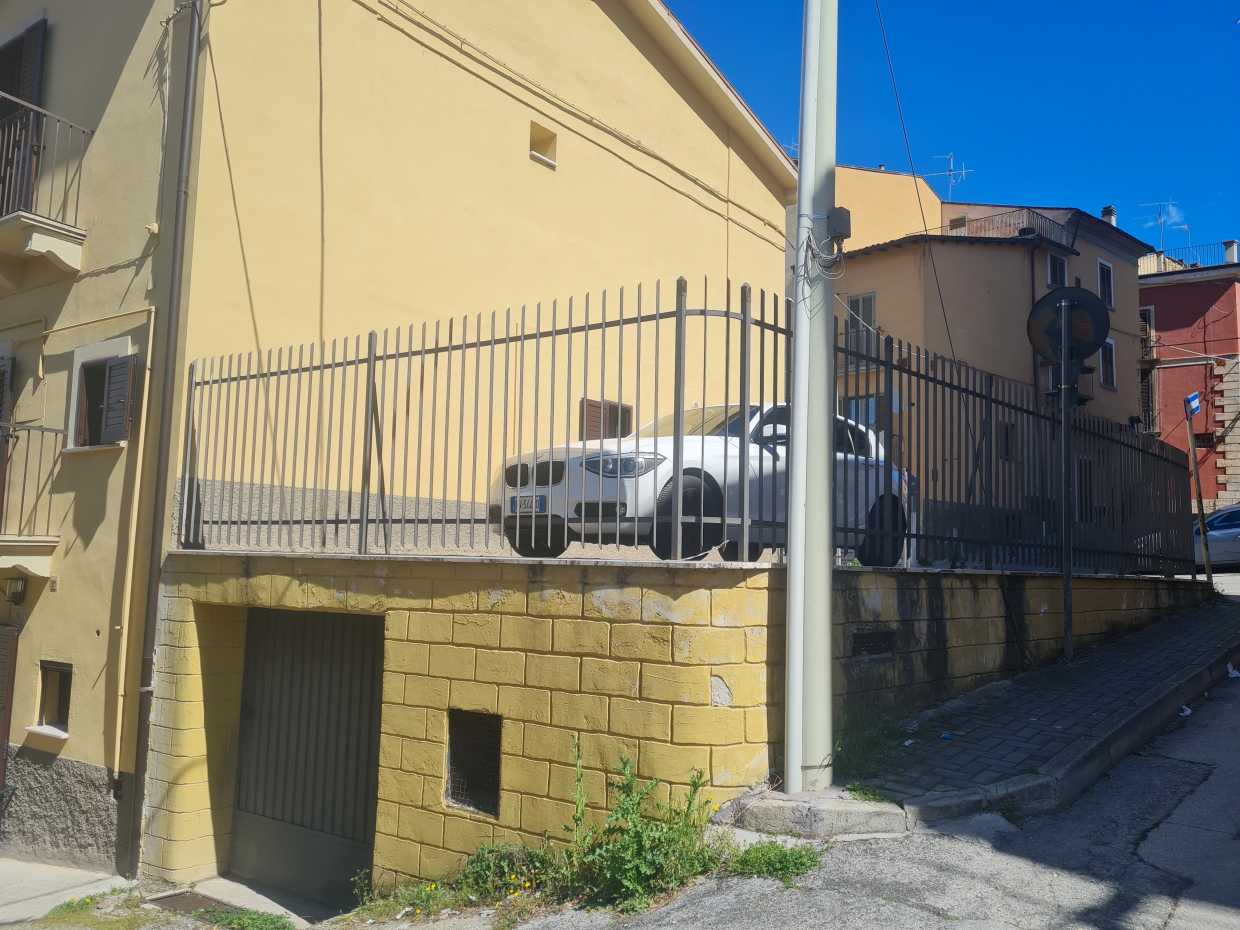 жилой дом в Sulmona, Abruzzo 10208027