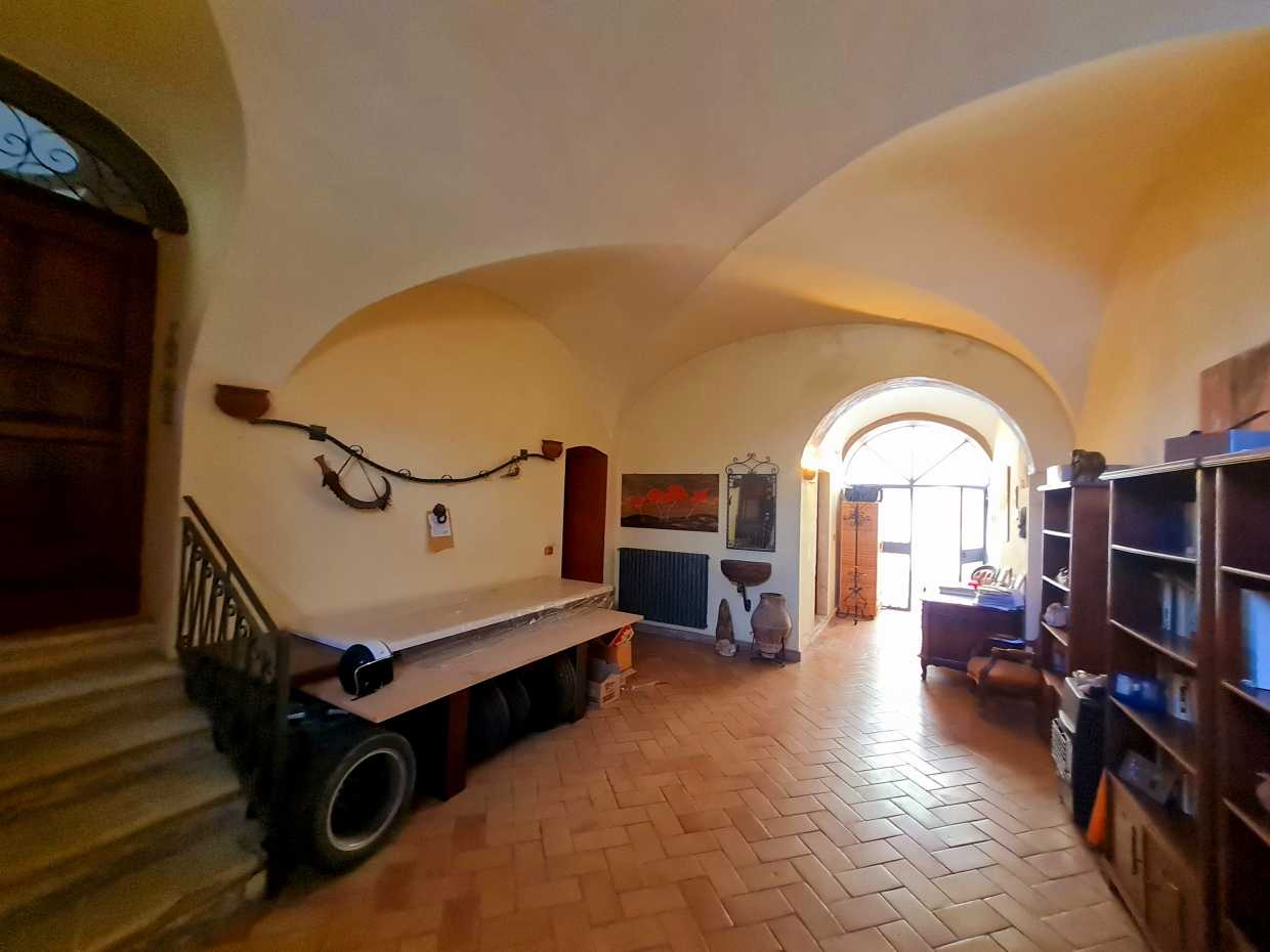 rumah dalam Raiano, Abruzzo 10208028