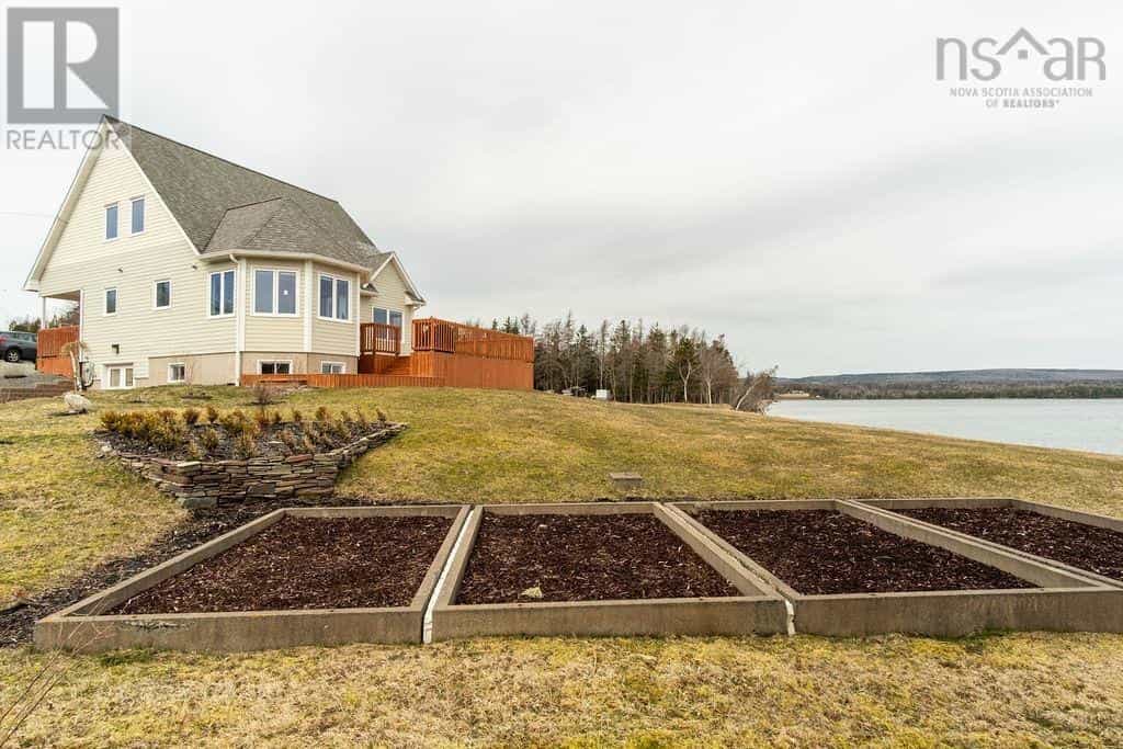 жилой дом в West Bay, Nova Scotia 10208034