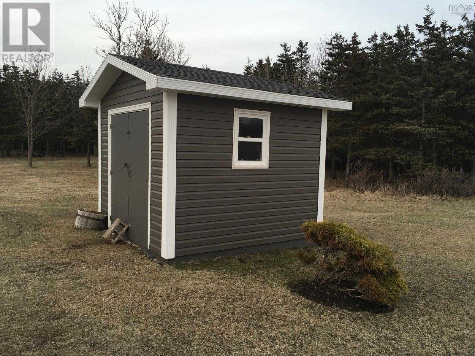 Dom w Petit Étang, Nova Scotia 10208038
