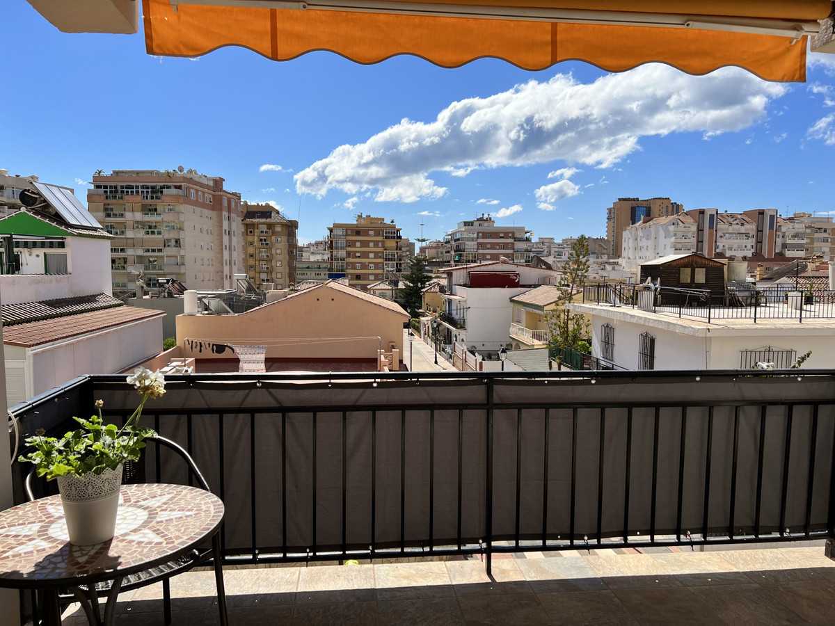 Condominium in Santa Fe de los Boliches, Andalusia 10208261