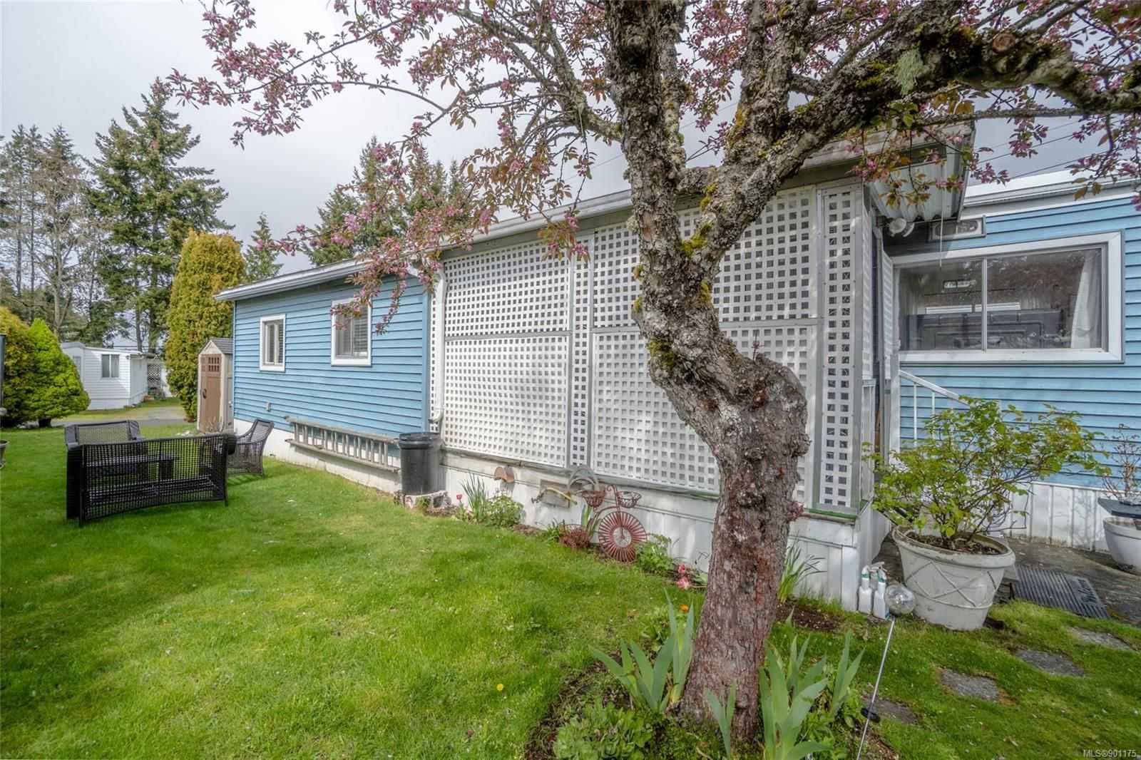 House in Nanoose Bay, British Columbia 10208413