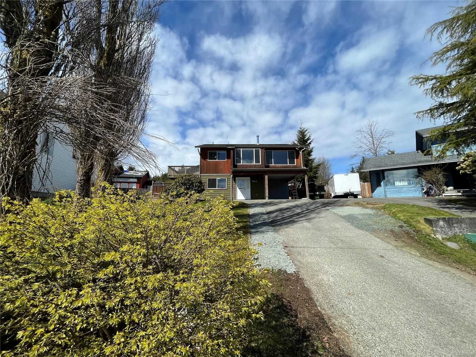 жилой дом в Port Hardy, British Columbia 10208438