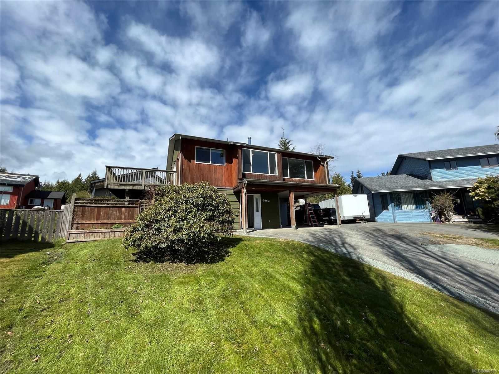 casa en Port Hardy, British Columbia 10208438