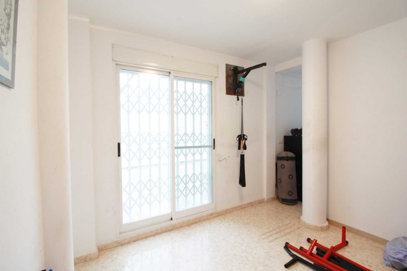 rumah dalam La Pobla de Vallbona, Valencian Community 10208461