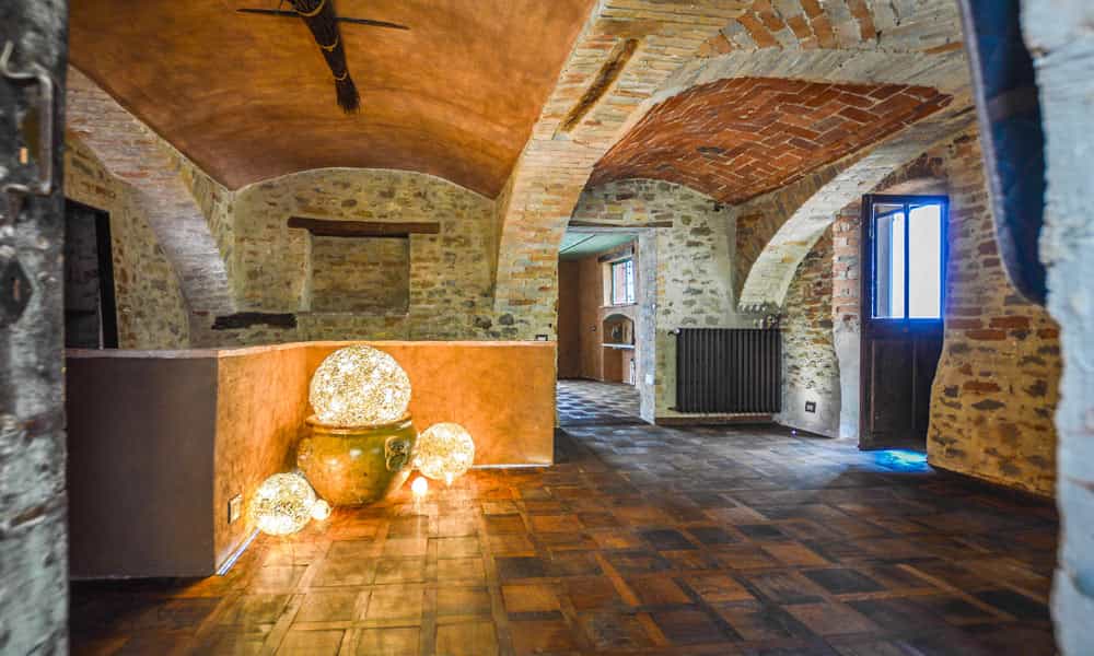 Talo sisään Monforte d'Alba, Piedmont 10208733