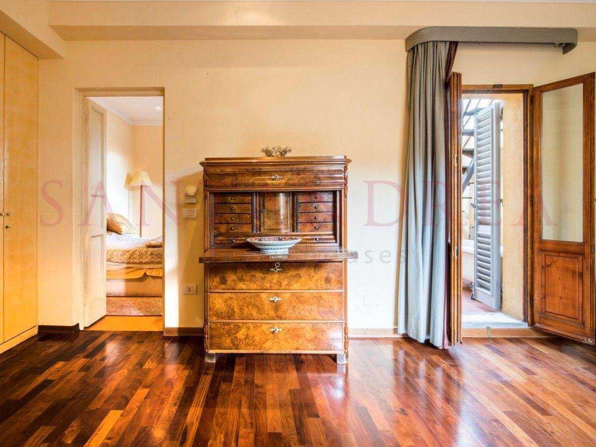 House in Florence, Tuscany 10208863