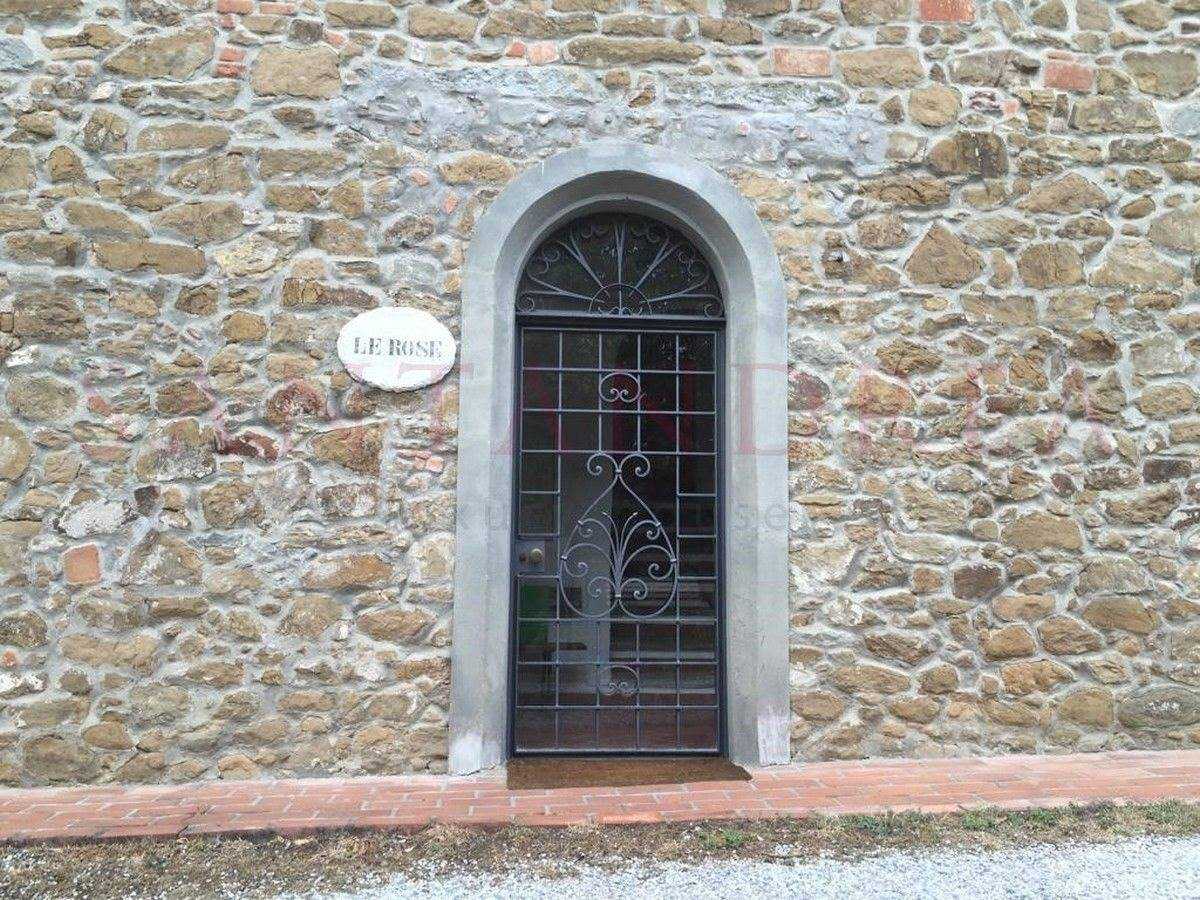 House in Lamporecchio, Tuscany 10208864