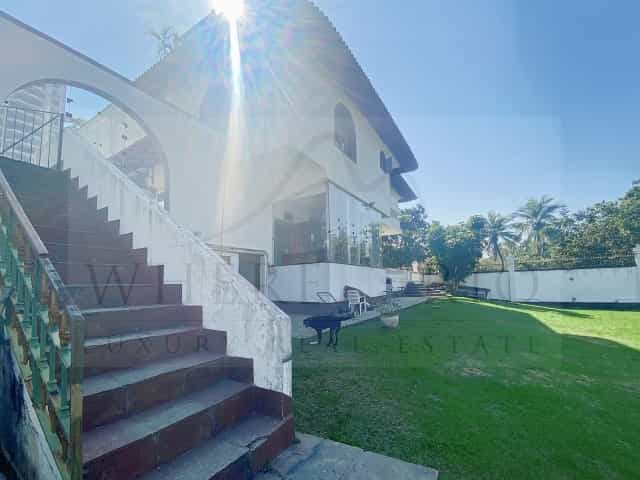 House in , State of Rio de Janeiro 10209268