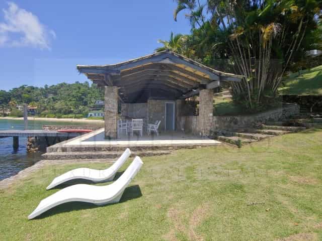 House in Angra dos Reis, State of Rio de Janeiro 10209779