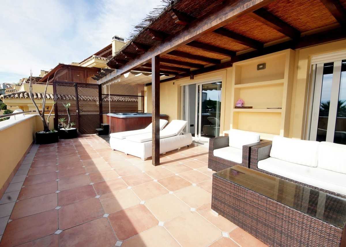 Eigentumswohnung im Marbella, Andalusien 10209793