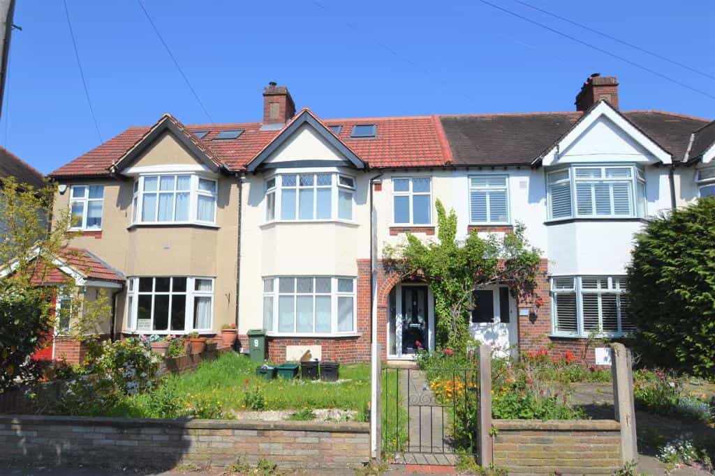 House in Elmers End, Bromley 10210525