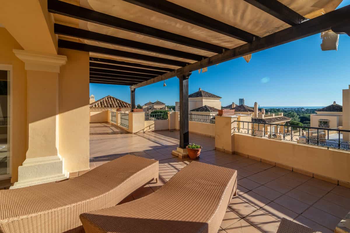 Condominium in Marbella, Andalucía 10210725