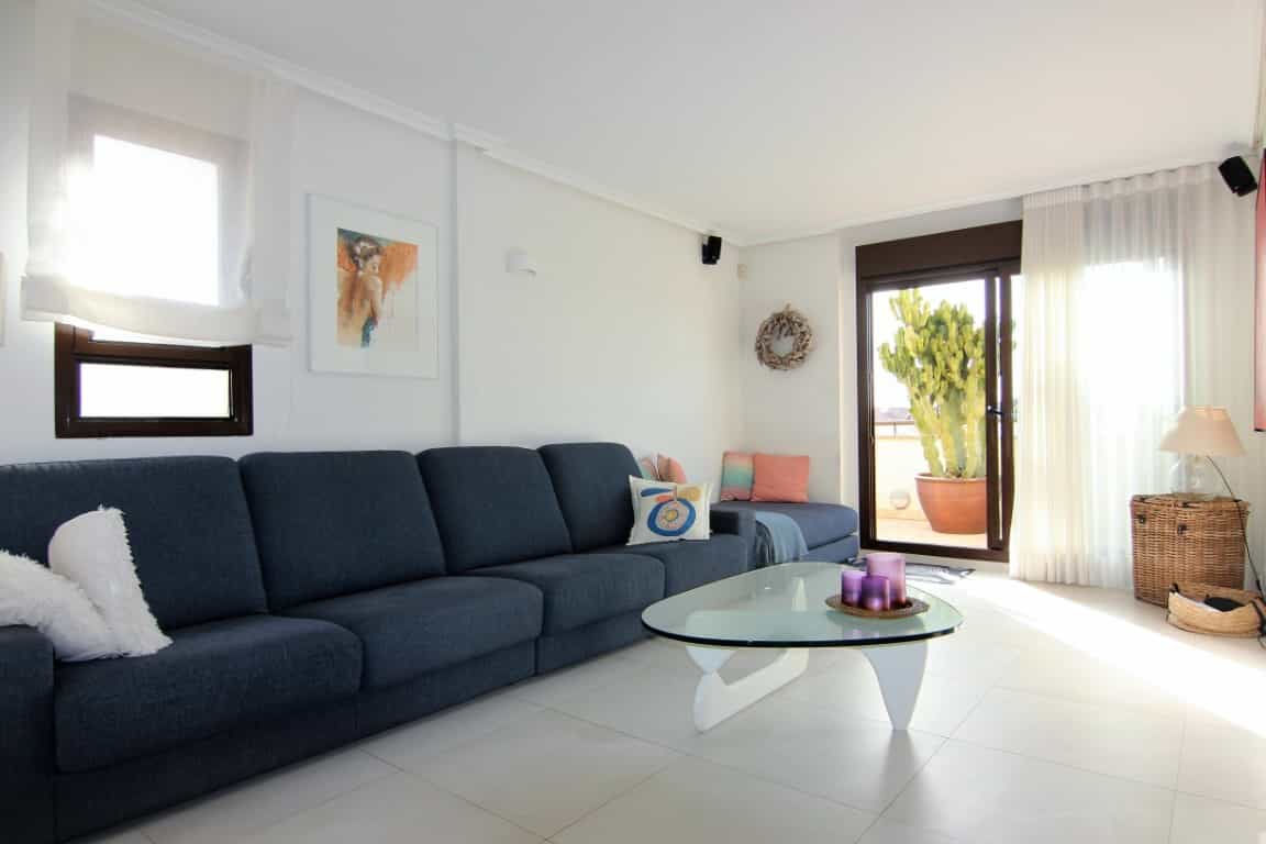 公寓 在 Moraira, Valencian Community 10210877