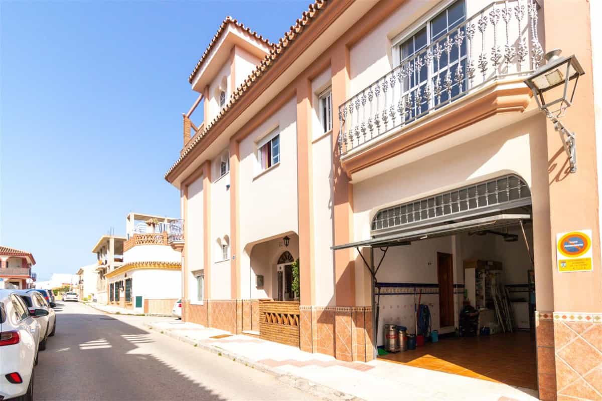 σπίτι σε Alhaurin de la Torre, Ανδαλουσία 10211659