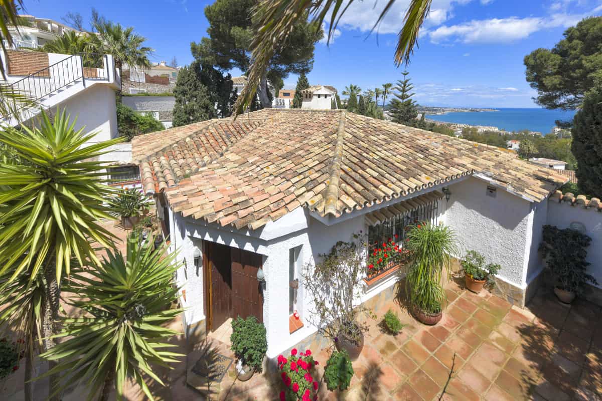 House in Torrenueva Costa, Andalusia 10212400