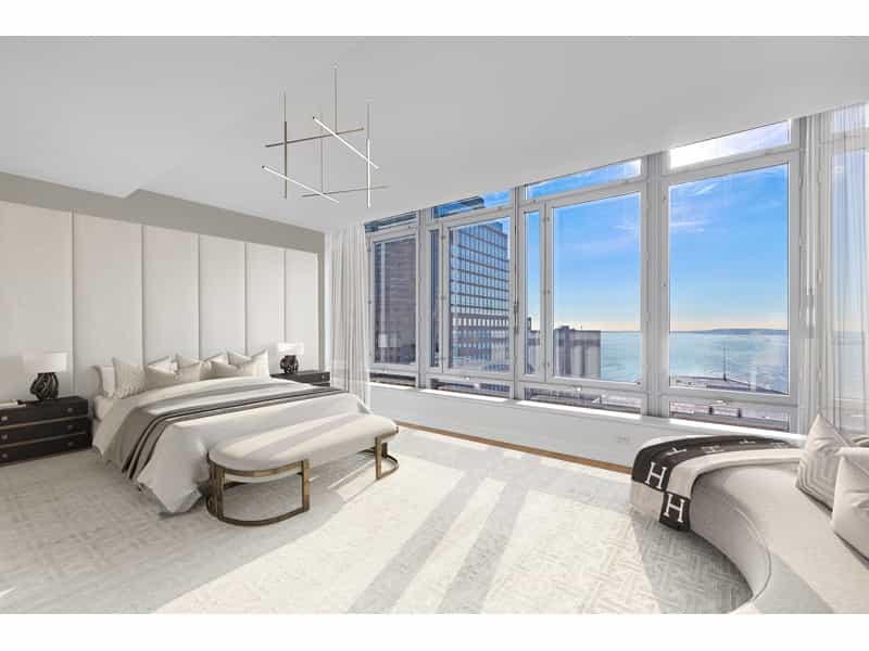 Condominium in New York, New York 10212686