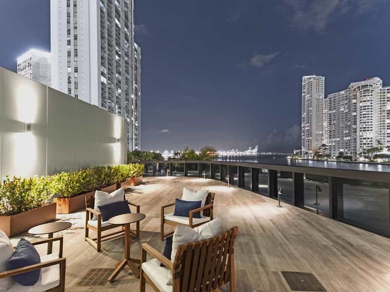 Condominium dans Miami, 300 Biscayne Boulevard Way 10212713