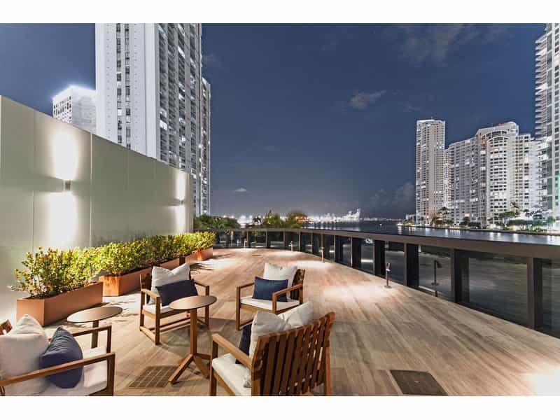 Condominium in Miami, Florida 10212716