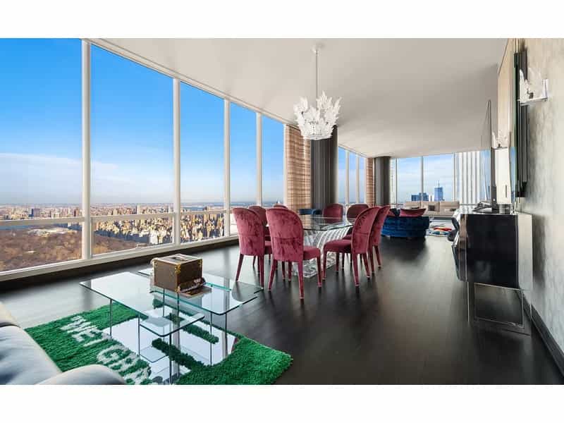 Condominium in Manhattan, New York 10212718