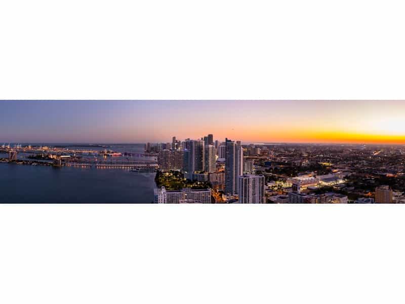 Condominium dans Miami, Florida 10212740