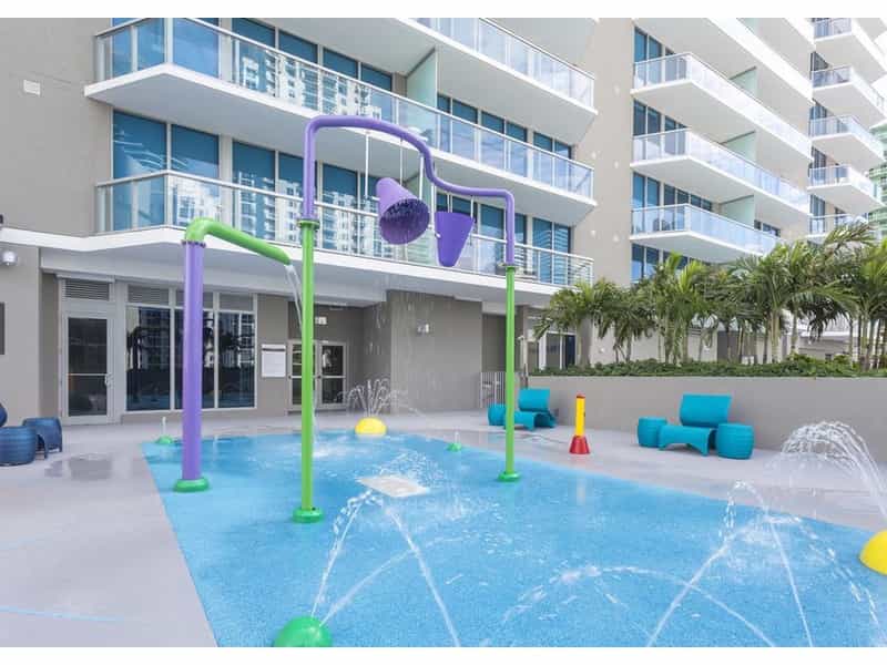 Condominium in Miami, Florida 10212803