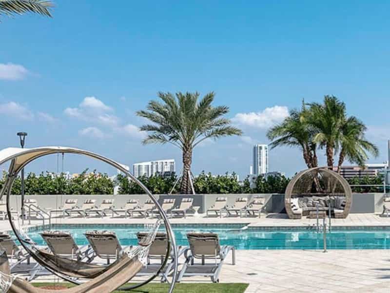 Condominium in Miami, Florida 10212838
