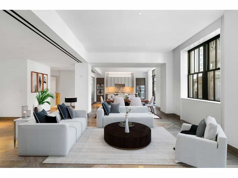 Condominium in Manhattan, New York 10212870