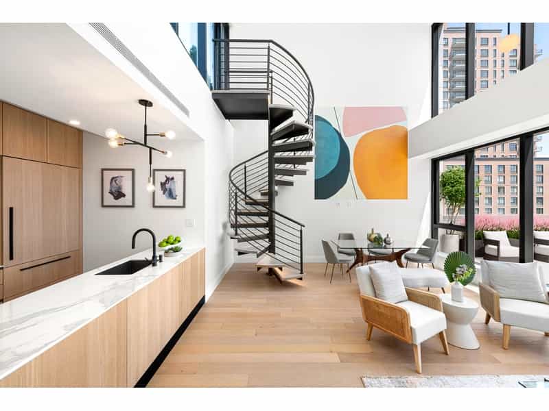 Condominium in Manhattan, New York 10212981